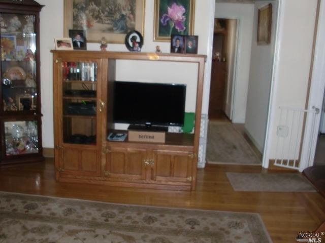 1411 Gordon St, Vallejo, CA 94590 photo 9