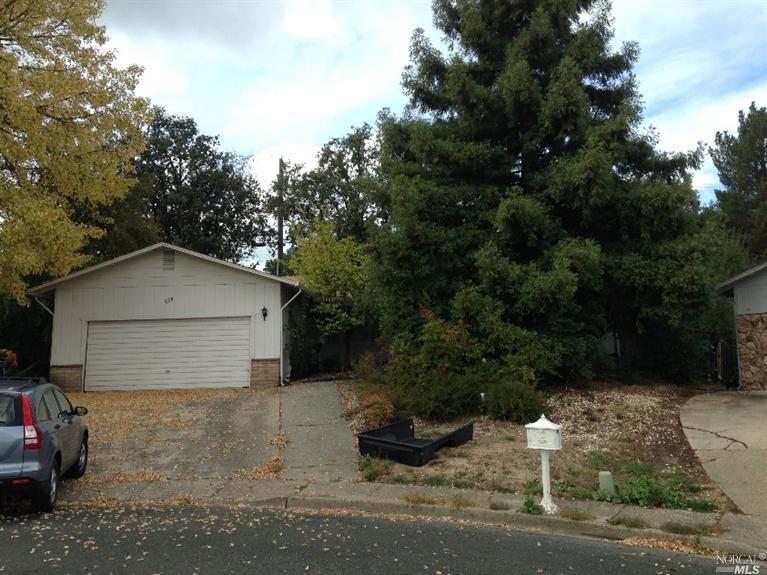 220 Margie Dr, Willits, CA 95490 photo 1