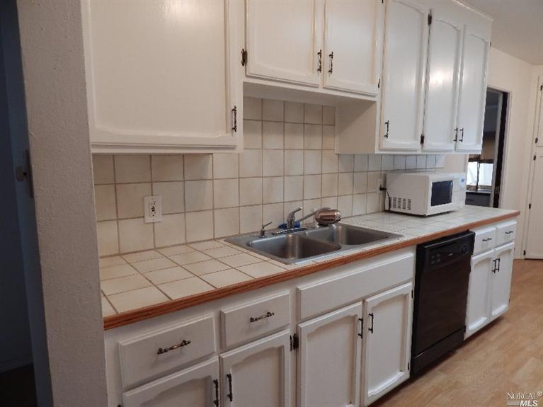 121 Granville Ave, Vallejo, CA 94591 photo 7