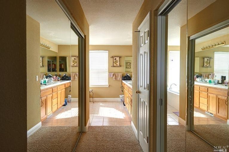 1149 Rochioli Dr, Windsor, CA 95492 photo 17