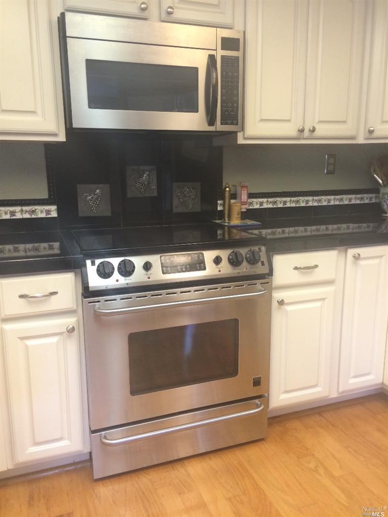 225 Ahern Ln, Dixon, CA 95620 photo 8