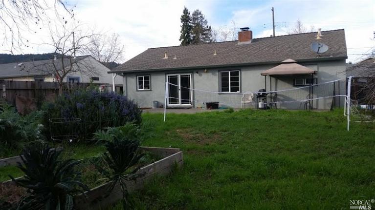 24 Alter St, Cloverdale, CA 95425 photo 2
