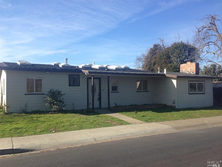 2141 Shurtleff Ave, Napa, CA 94559 photo 1