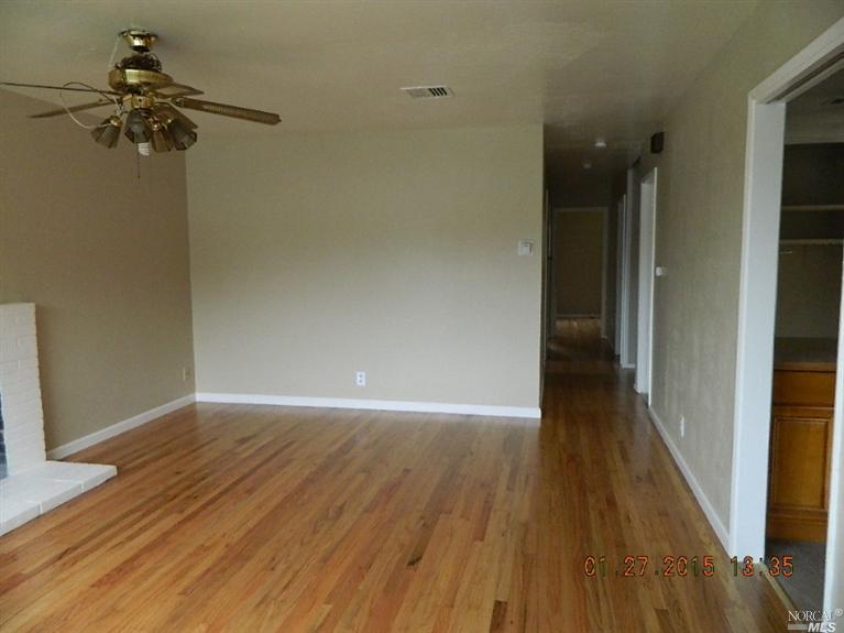 220 Arguello Ave, Vallejo, CA 94591 photo 2