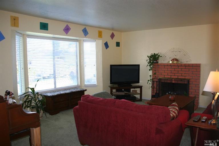 449 Harper Ct, Windsor, CA 95492 photo 5