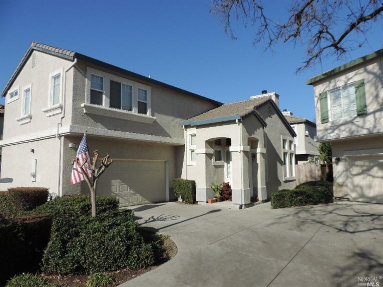 718 Badger Ct, Fairfield, CA 94533 photo 1