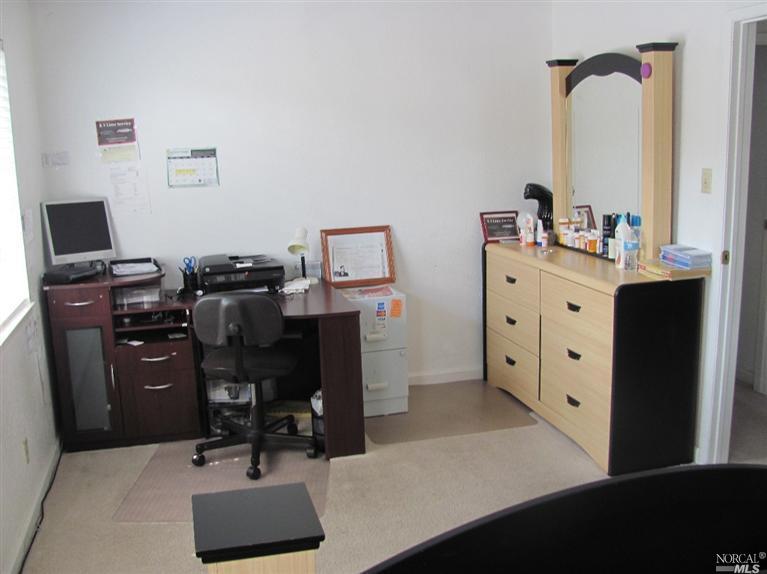 2725 Webb St, Vallejo, CA 94591 photo 5