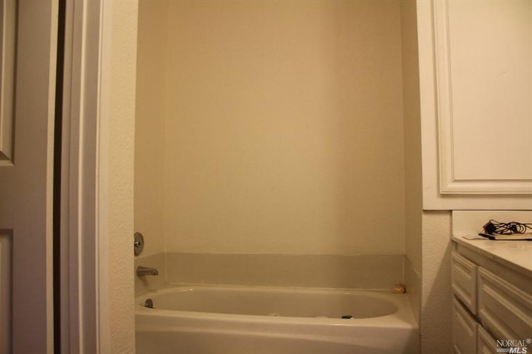 125 Stephanie Ct, Vallejo, CA 94589 photo 13