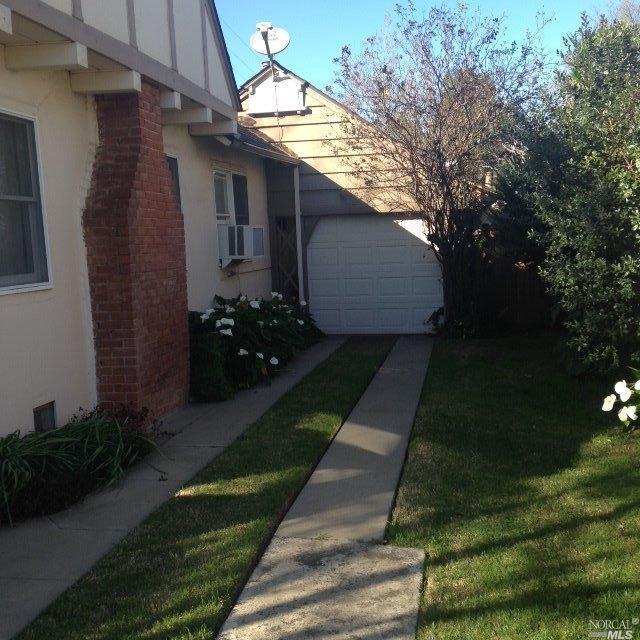 350 W C St, Dixon, CA 95620 photo 6