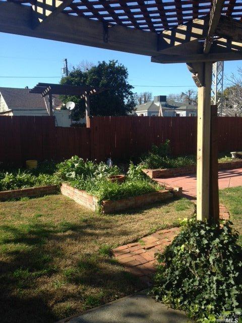 350 W C St, Dixon, CA 95620 photo 7