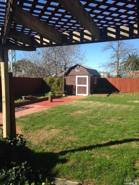 350 W C St, Dixon, CA 95620 photo 4