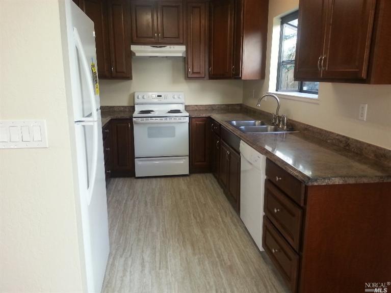 426 N School St, Ukiah, CA 95482 photo 6