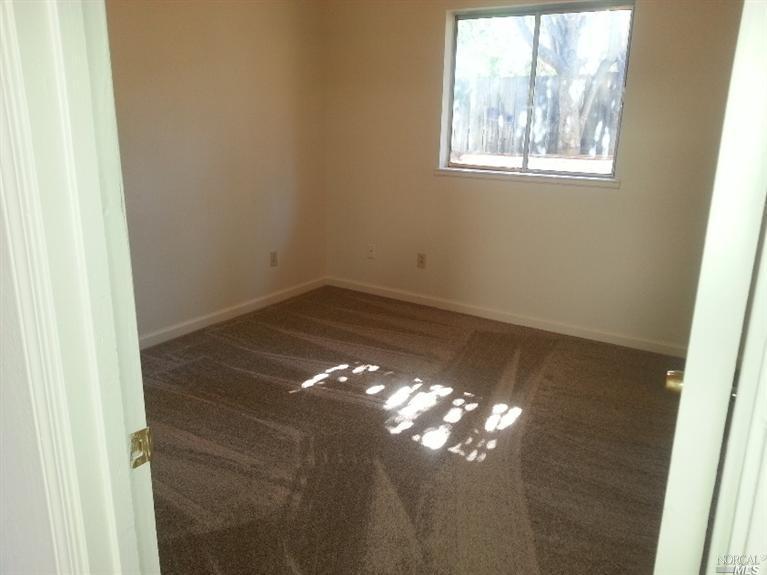 426 N School St, Ukiah, CA 95482 photo 9