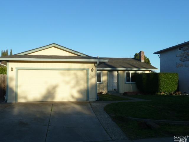 2100 Strauss Dr, Fairfield, CA 94533 photo 1