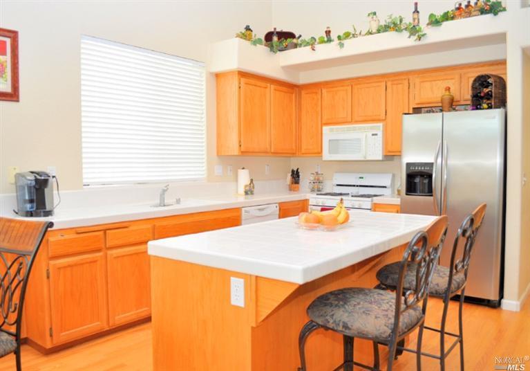 867 Kells Cir, Vacaville, CA 95688 photo 6