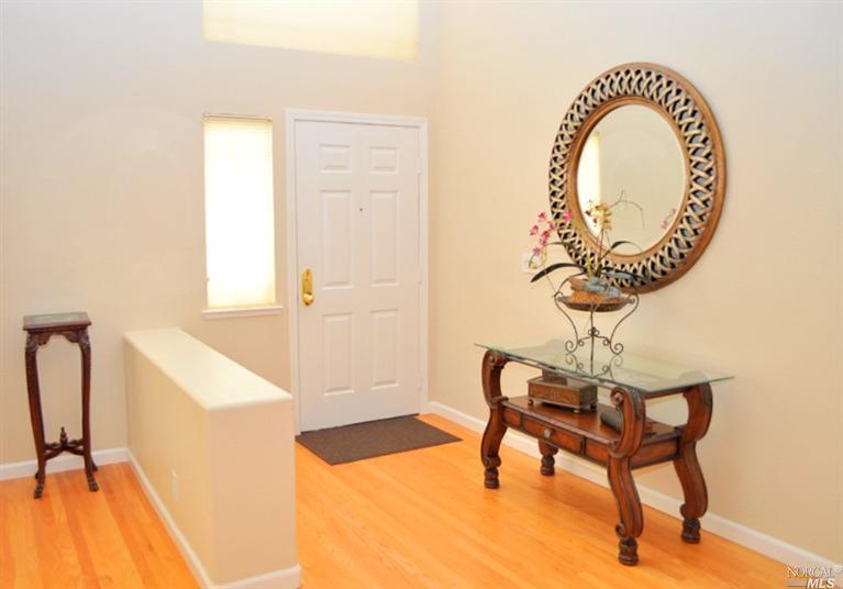 867 Kells Cir, Vacaville, CA 95688 photo 2