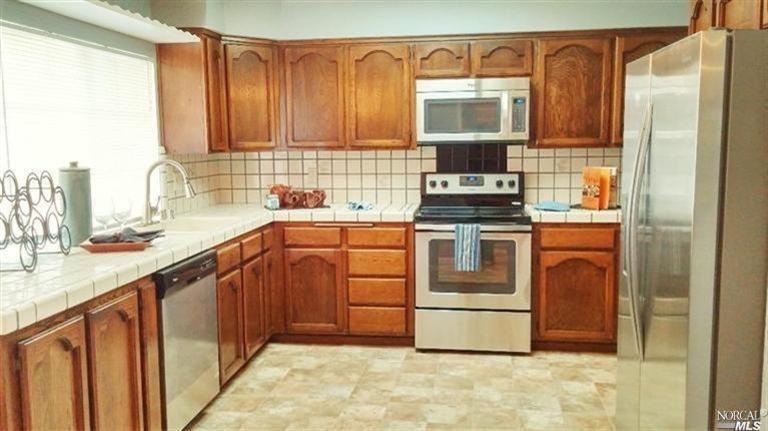 3552 Springfield Dr, Fairfield, CA 94534 photo 9