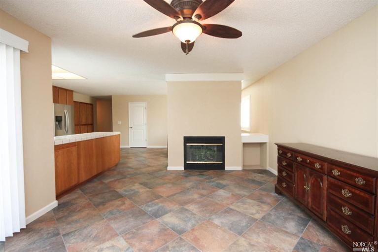 712 Stallion Cir, Fairfield, CA 94533 photo 13