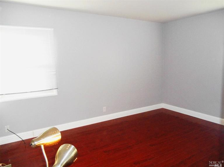 409 Vervais Ave, Vallejo, CA 94591 photo 5