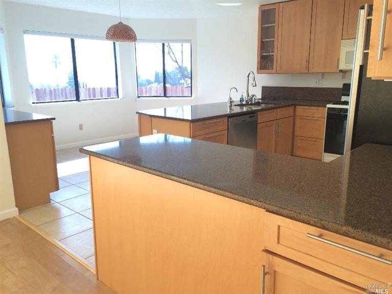 110 Kim Ct, Vallejo, CA 94591 photo 3
