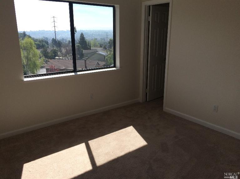110 Kim Ct, Vallejo, CA 94591 photo 12