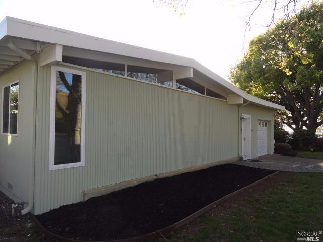 1487 Delwood Ave, Vallejo, CA 94591 photo 1