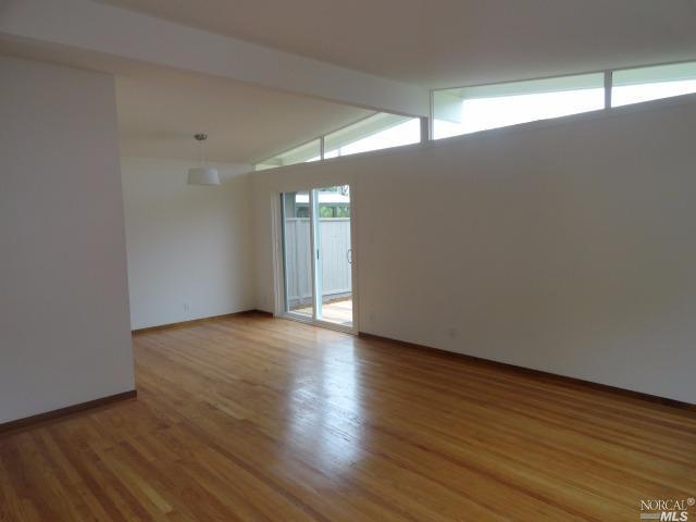 1487 Delwood Ave, Vallejo, CA 94591 photo 4