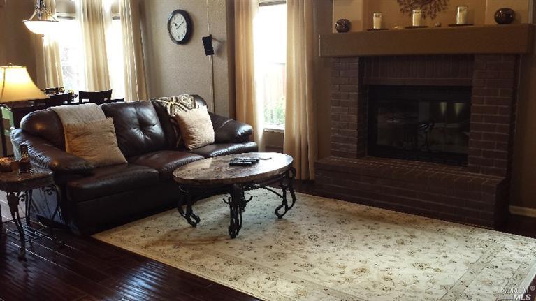 379 Eagle Ln, Vacaville, CA 95687 photo 5
