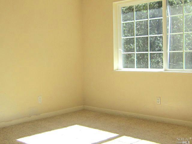 2841 Bear Ct, Willits, CA 95490 photo 6