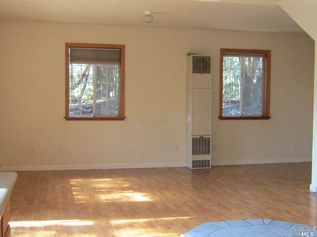 2841 Bear Ct, Willits, CA 95490 photo 2