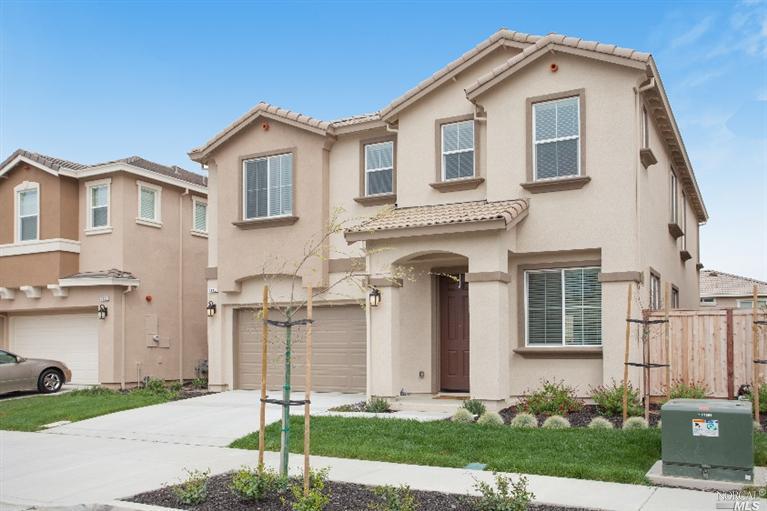 2146 Newfoundland Dr, Fairfield, CA 94534 photo 2