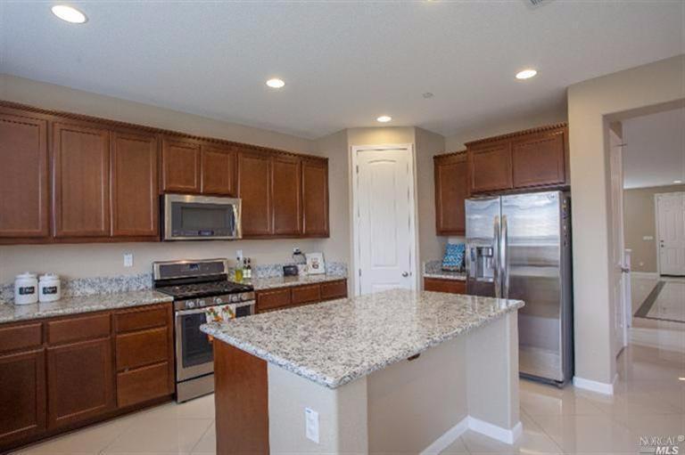 2146 Newfoundland Dr, Fairfield, CA 94534 photo 5