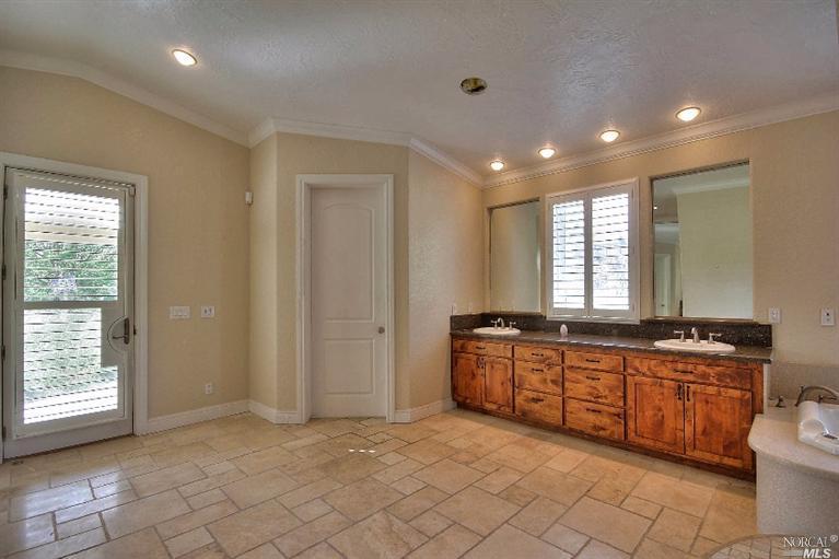 4339 Solano Rd, Fairfield, CA 94533 photo 11