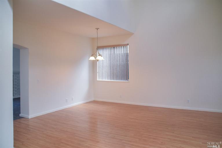 136 Bayside Ter, Vallejo, CA 94591 photo 3