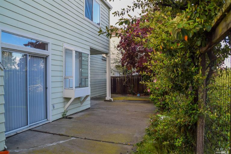 136 Bayside Ter, Vallejo, CA 94591 photo 16