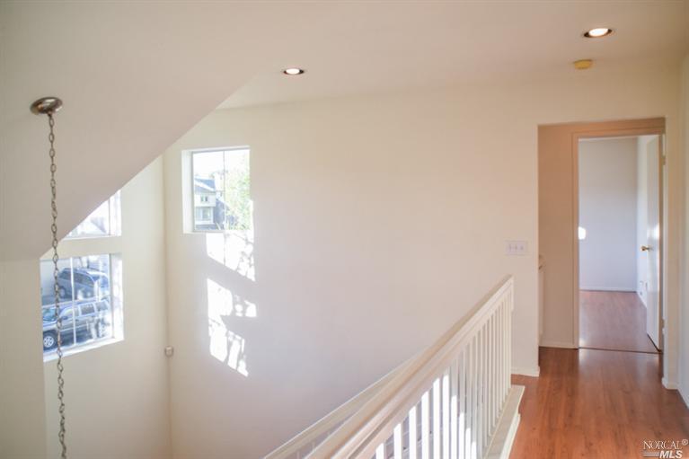 136 Bayside Ter, Vallejo, CA 94591 photo 12