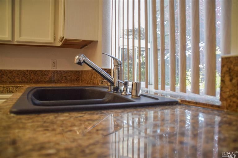 136 Bayside Ter, Vallejo, CA 94591 photo 9