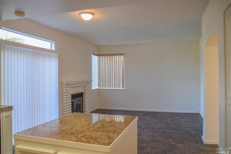 136 Bayside Ter, Vallejo, CA 94591 photo 8