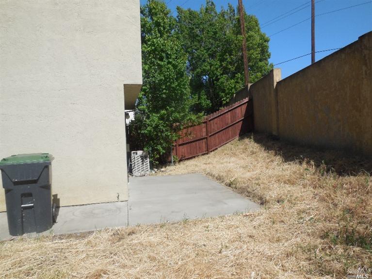 967 Matthew Ct, Fairfield, CA 94533 photo 6
