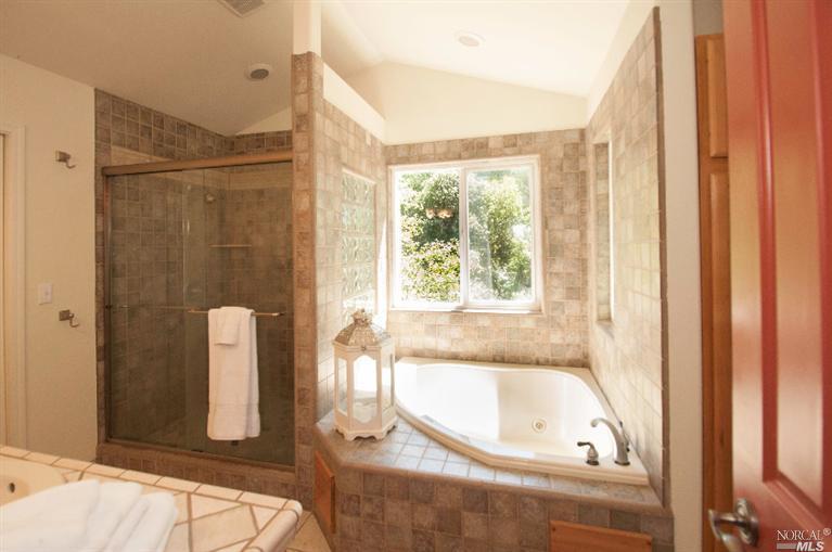 3315 Old River Rd, Ukiah, CA 95482 photo 17