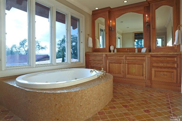 700 Maybee Ln, Healdsburg, CA 95448 photo 13