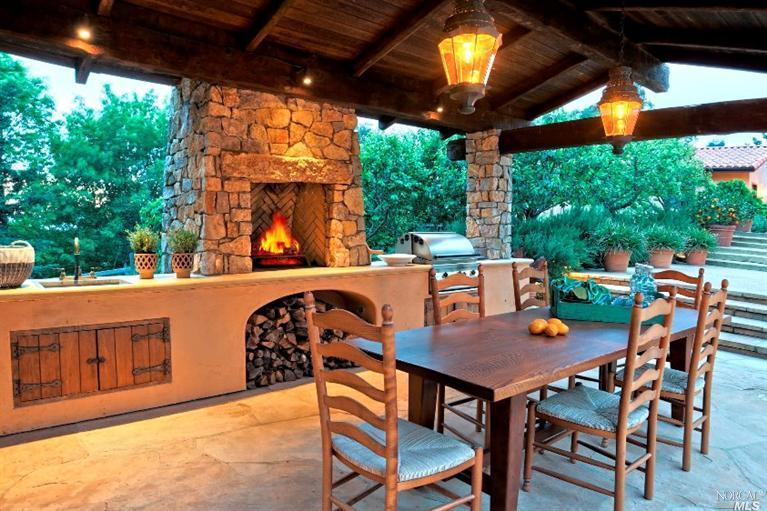700 Maybee Ln, Healdsburg, CA 95448 photo 3