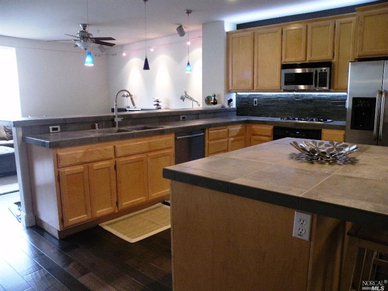 1043 Mcclelland Dr, Windsor, CA 95492 photo 7