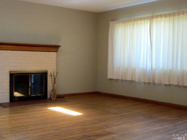 127 Mill Creek Dr, Willits, CA 95490 photo 4