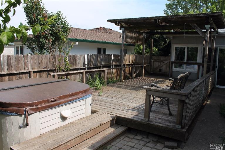 498 Luce Ave, Ukiah, CA 95482 photo 10