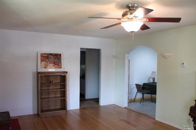 498 Luce Ave, Ukiah, CA 95482 photo 4