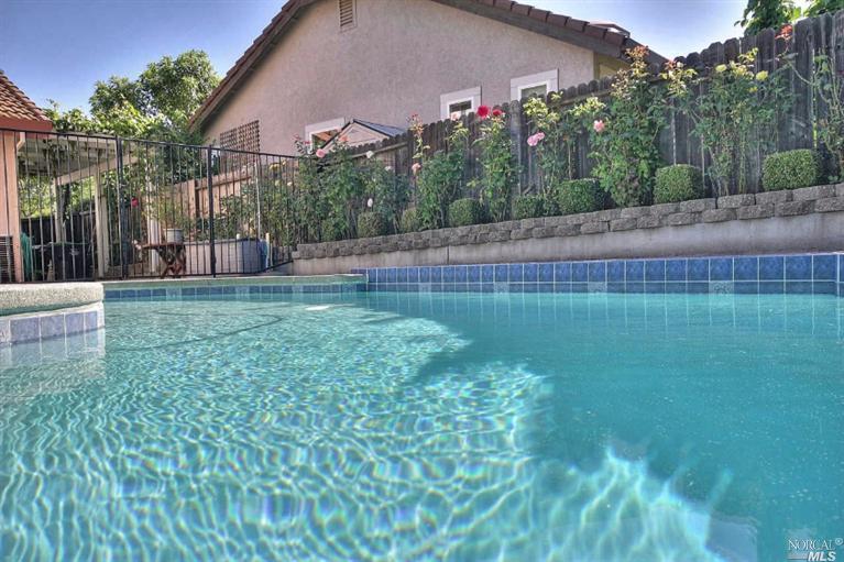 2230 Silver Fox Cir, Fairfield, CA 94534 photo 2