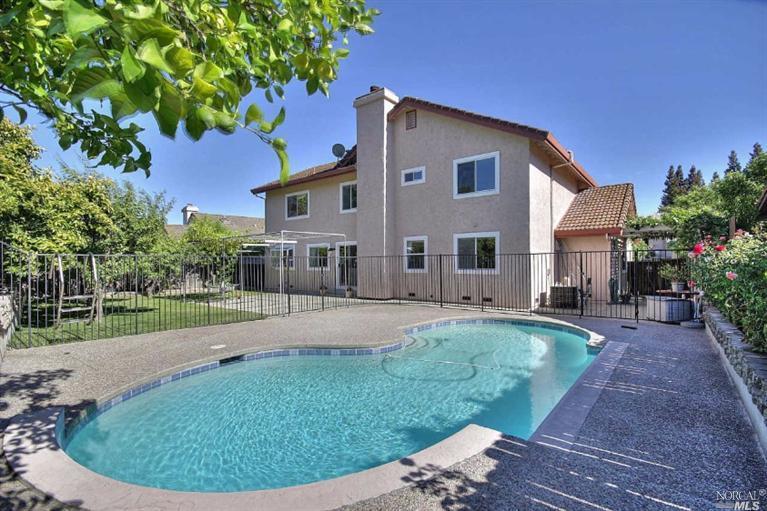 2230 Silver Fox Cir, Fairfield, CA 94534 photo 4