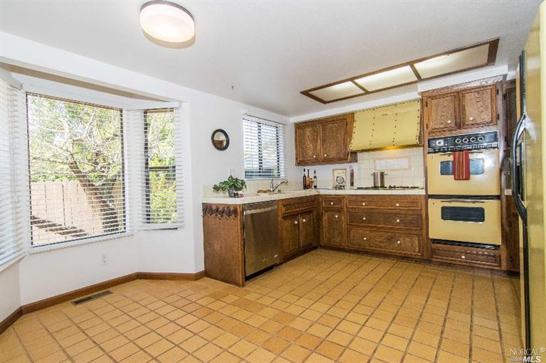 1312 Del Mar Ave, Vallejo, CA 94589 photo 8