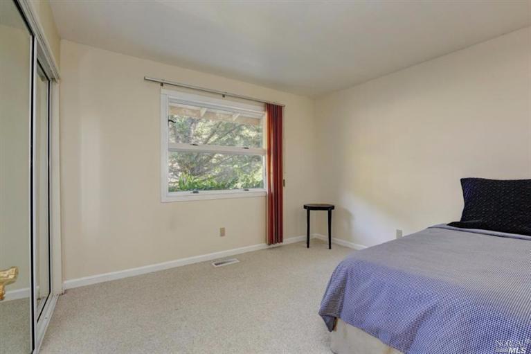 111 Gregory Dr, Fairfax, CA 94930 photo 11